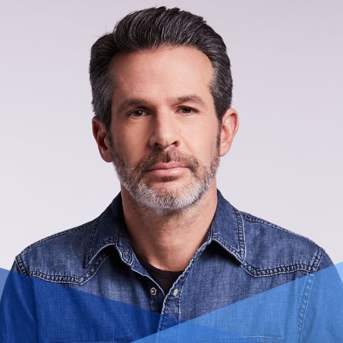 headshot of Simon Kinberg
